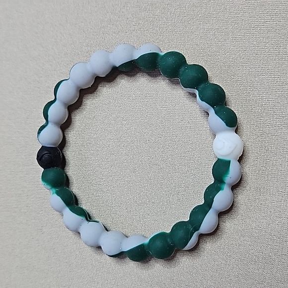 LOKAI SET OF 2 GREEN BRACLETS SIZE SMALL - Picture 2 of 7